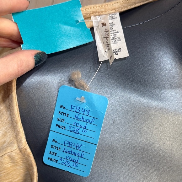 Floral Print Tunic Top in Yellow - Picture 2 of 6